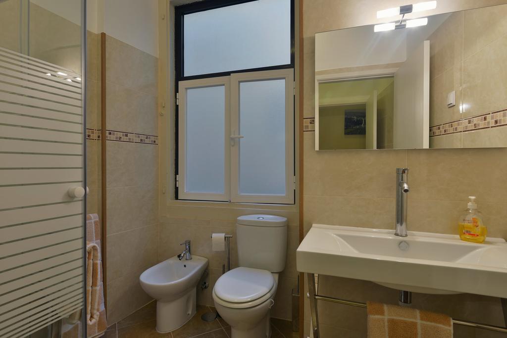 Flh Bairro Alto - Chiado Spacious Flat リスボン 部屋 写真